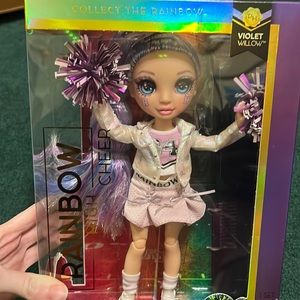 Rainbow High Cheer Violet Willow